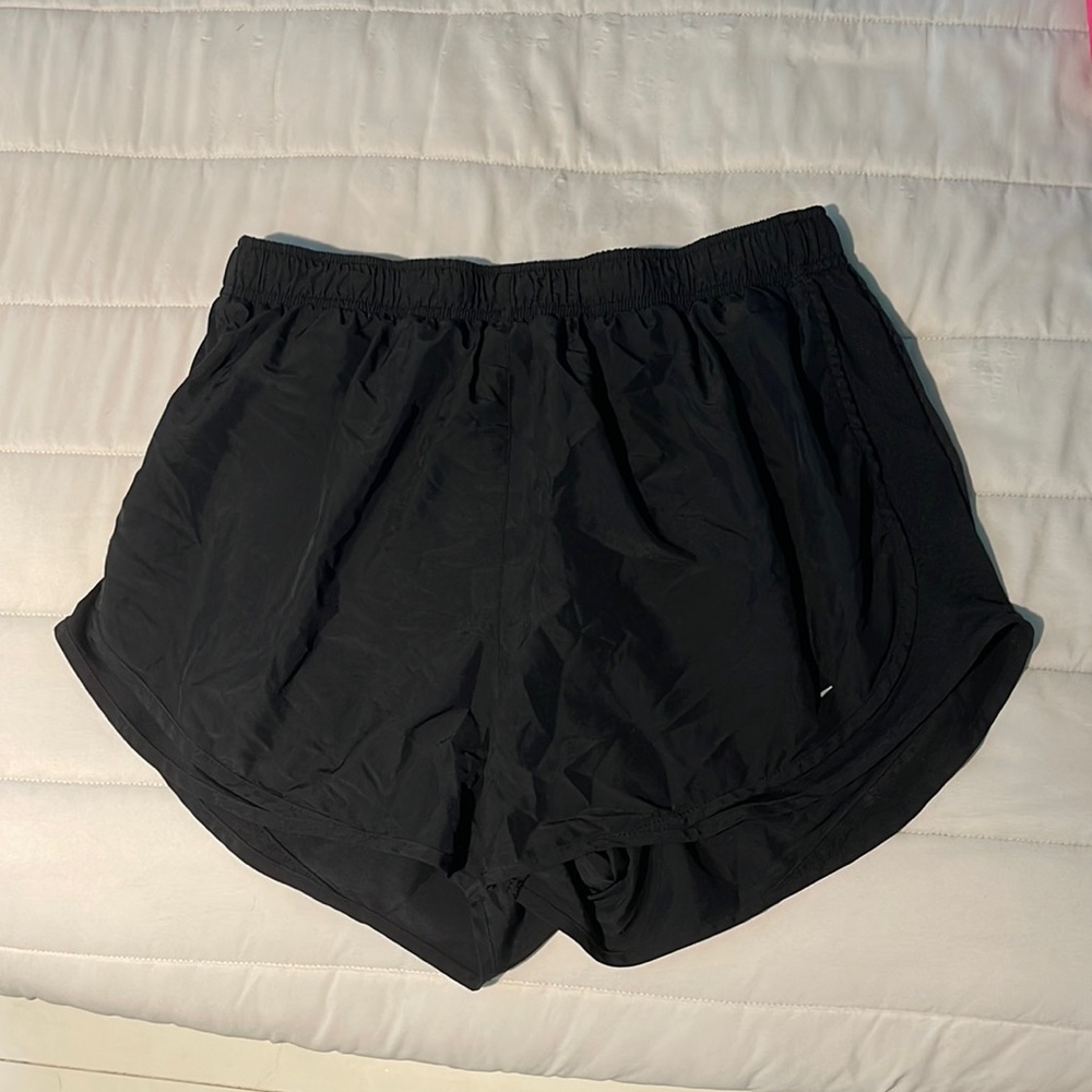 XL nike running shorts with liner, black